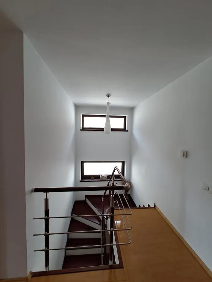 Casa Verde 1 Бухарест Вилла